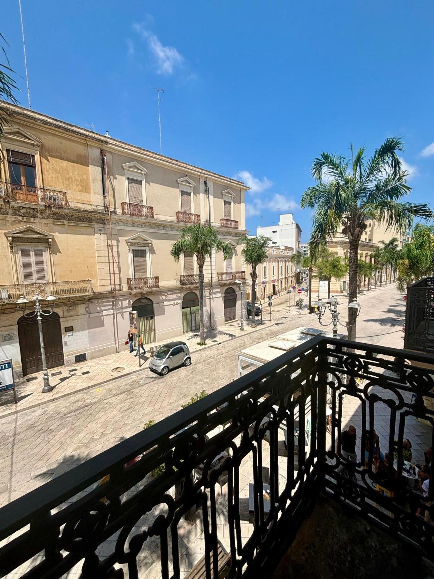 Palazzo Conserva Bríndisi Exterior foto